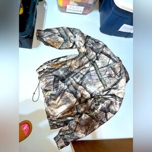 CABELAS WINTER HUNTING SET (JACKET AND PANTS)